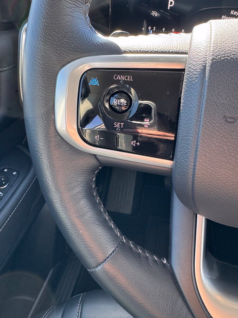 Used 2026 Nissan Armada SV AWD/4WD image 24