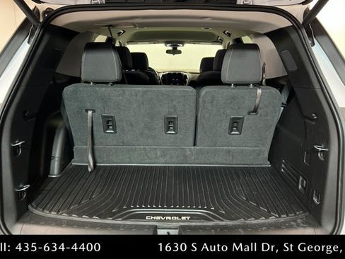 Used 2019 Chevrolet Traverse LT FWD image 23