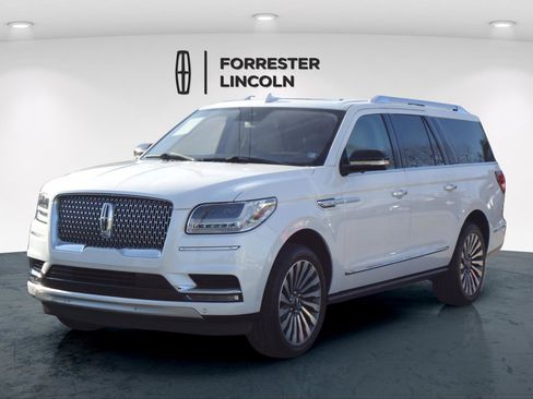 Used 2019 Lincoln Navigator L Reserve image 7