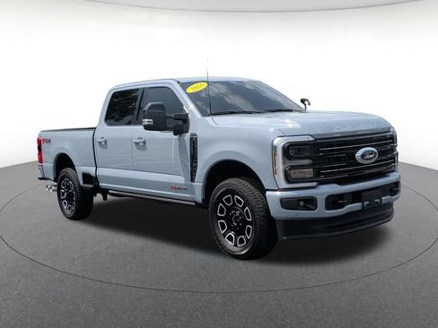 Used 2026 Ford F250 Platinum AWD/4WD image 7