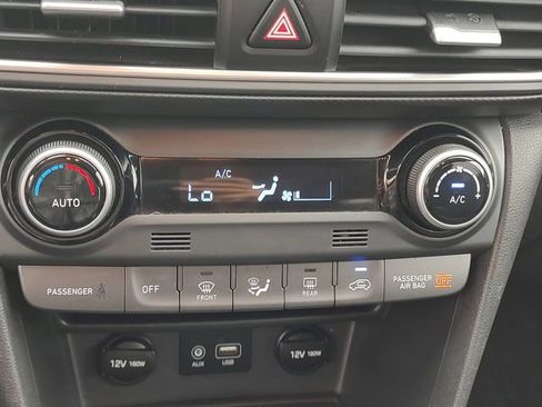 Used 2018 Hyundai Kona Limited AWD/4WD image 16