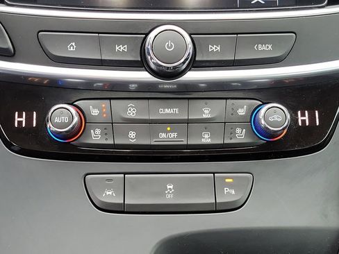 Used 2017 Buick LaCrosse Premium w/ Sun and Shade Package image 28