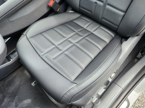 New 2026 Kia EV9 Land w/ Nightfall Edition Package image 8