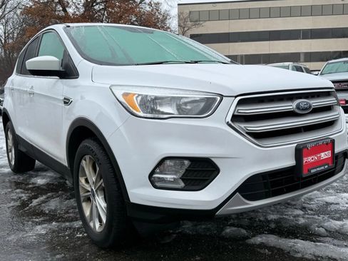 Used 2019 Ford Escape SE image 13
