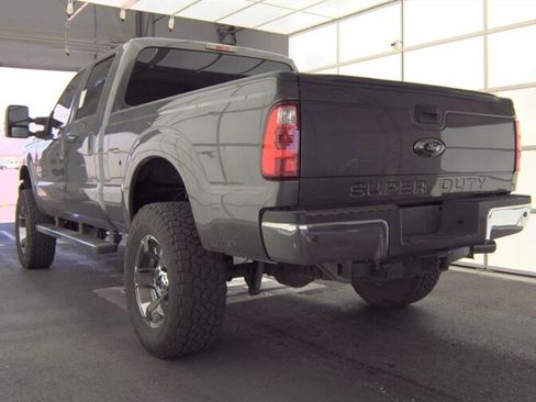 Used 2016 Ford F250 XLT w/ XLT Premium Package AWD/4WD image 5