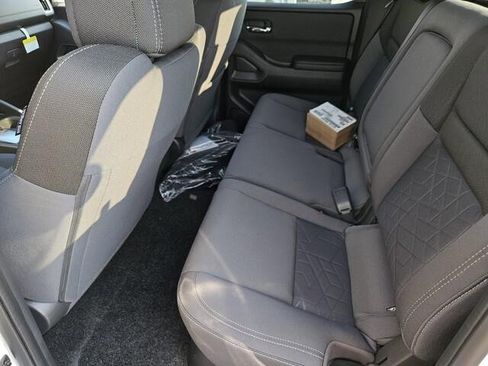 New 2025 Nissan Frontier SV w/ SV Convenience Package image 25