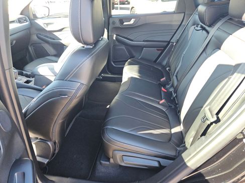 New 2026 Ford Escape SE w/ PHEV Premium Package image 14