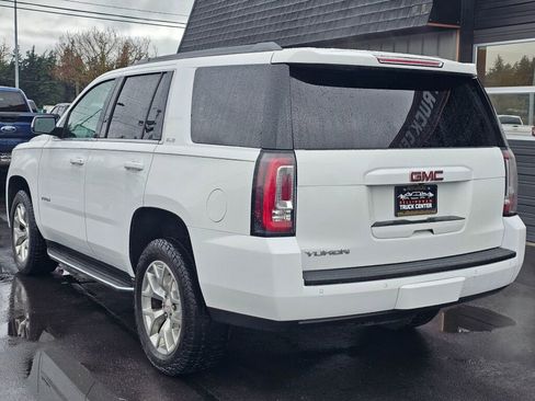 Used 2017 GMC Yukon SLE w/ SLE Value Package image 3