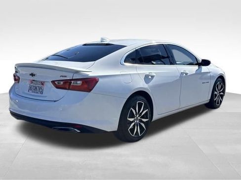 Certified 2022 Chevrolet Malibu RS image 5