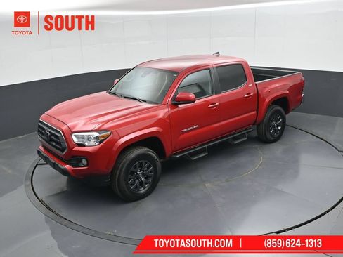 Used 2023 Toyota Tacoma SR5 AWD/4WD image 46