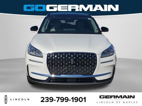 New 2026 Lincoln Corsair Reserve image 3