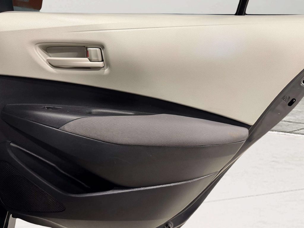 Used 2023 Toyota Corolla LE FWD image 24