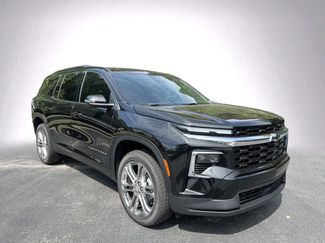 Used 2025 Chevrolet Traverse LT video 2