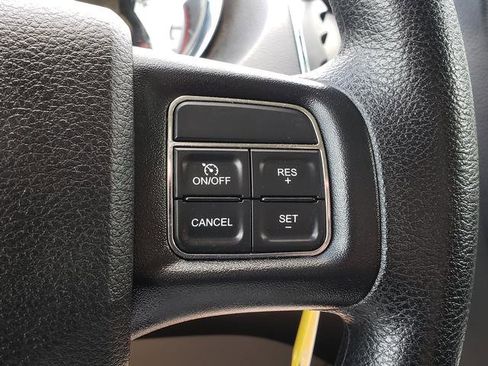 Used 2018 Dodge Grand Caravan SE w/ UConnect Hands-Free Group FWD image 19