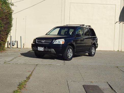 Used 2004 Honda Pilot EX image 1