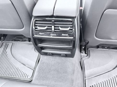 Used 2018 BMW 530i xDrive w/ Premium Package AWD/4WD image 27