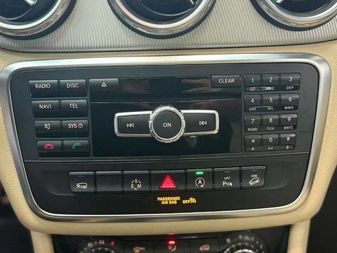 Used 2015 Mercedes-Benz GLA 250 4MATIC image 13