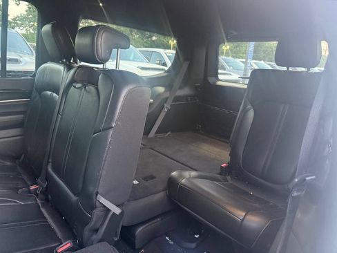 Used 2022 Jeep Wagoneer Series I w/ Convenience Group I AWD/4WD image 36