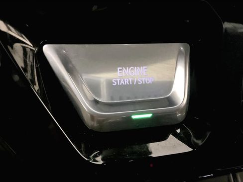 Certified 2025 GMC Sierra 1500 Denali w/ Denali Reserve Package AWD/4WD image 33