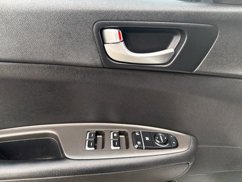 Used 2017 Kia Optima LX w/ Option Group 014 image 15