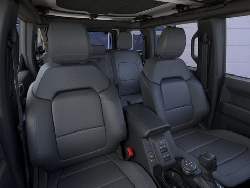 New 2026 Ford Bronco Outer Banks w/ Sasquatch Package AWD/4WD image 10