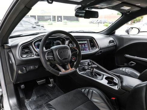 Used 2018 Dodge Challenger SRT Demon RWD image 2