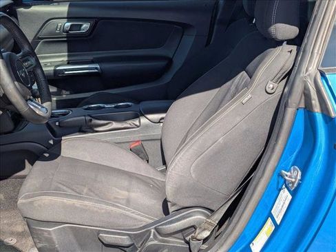 Used 2019 Ford Mustang Coupe image 16