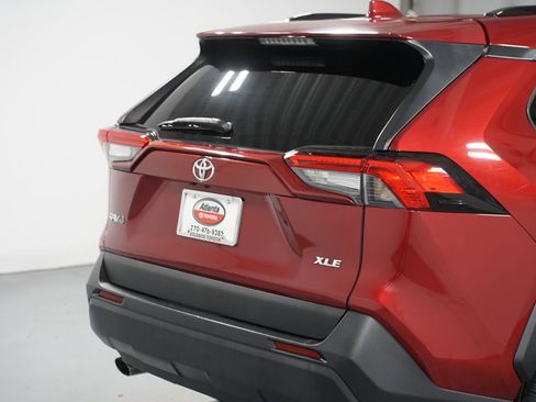 Certified 2021 Toyota RAV4 XLE Premium image 9