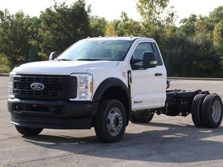 New 2025 Ford F550 XL Chassis Cab video 3