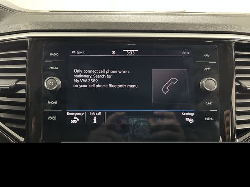 Used 2023 Volkswagen Atlas SEL R-Line AWD/4WD image 7