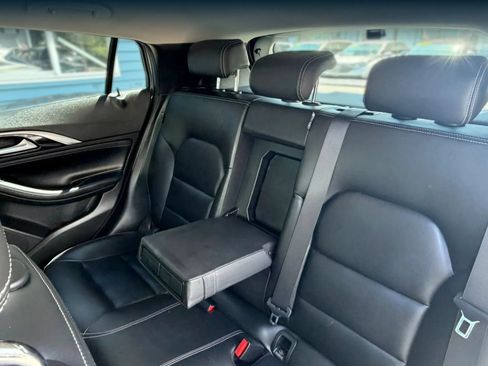 Used 2018 INFINITI QX30 AWD image 40