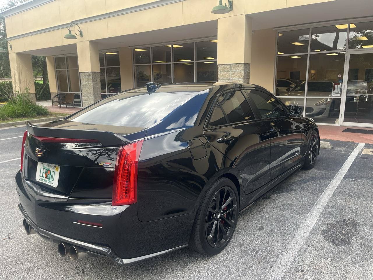 Used 2017 Cadillac ATS V w/ Carbon Black Package RWD image 4