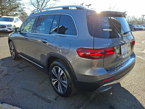 Used 2026 Mercedes-Benz GLB 250 4MATIC image 4