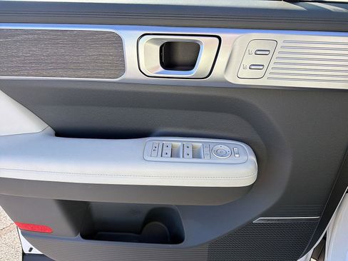 Used 2026 Hyundai Santa Fe Limited image 12