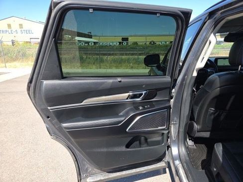 Used 2022 Kia Telluride SX w/ SX Prestige Package AWD/4WD image 13