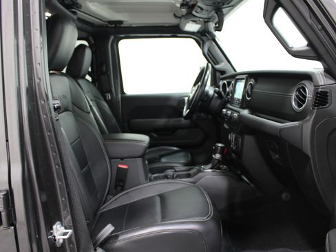 Used 2023 Jeep Wrangler Unlimited Sahara w/ Cold Weather Group AWD/4WD image 26