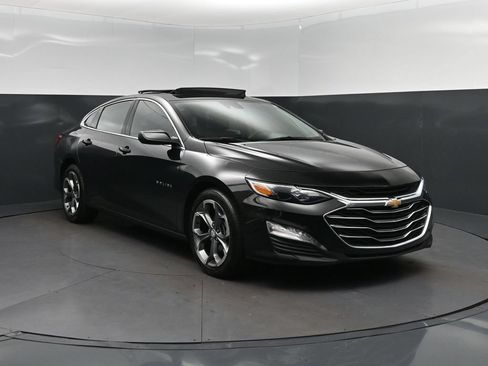 Used 2024 Chevrolet Malibu LT FWD image 9