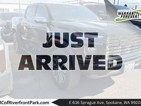 Used 2023 GMC Canyon Denali AWD/4WD image 1