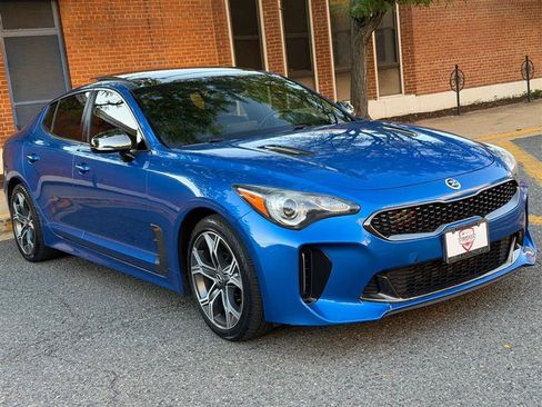 Used 2020 Kia Stinger GT-Line w/ Sun & Sound Package RWD image 7