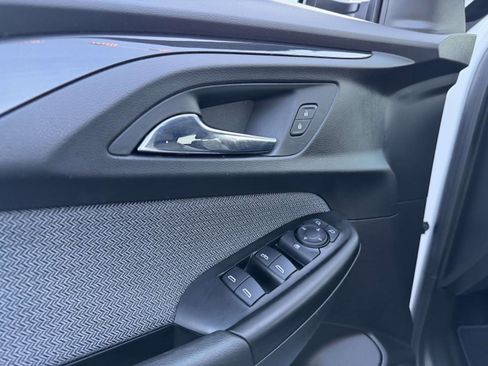 Certified 2023 Chevrolet TrailBlazer LT w/ Convenience Package image 12