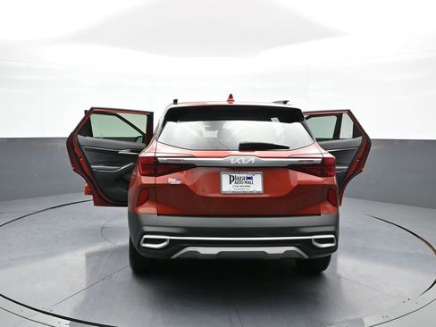 Certified 2022 Kia Seltos S image 46