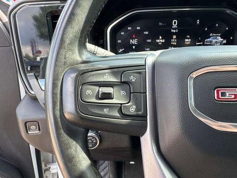 Used 2024 GMC Sierra 1500 SLT AWD/4WD image 29