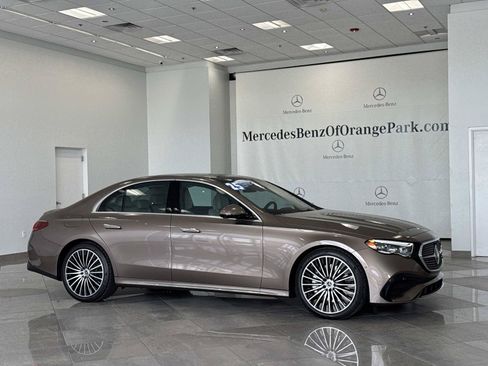 Certified 2025 Mercedes-Benz E 450 4MATIC Sedan image 2