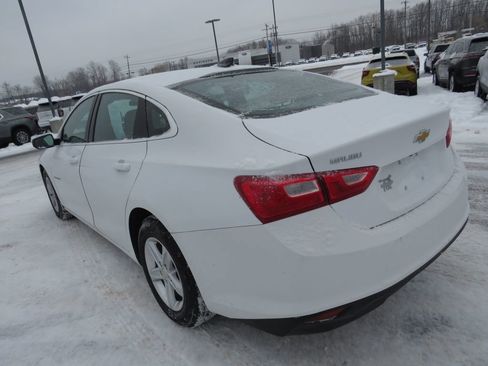 Used 2022 Chevrolet Malibu LS image 5