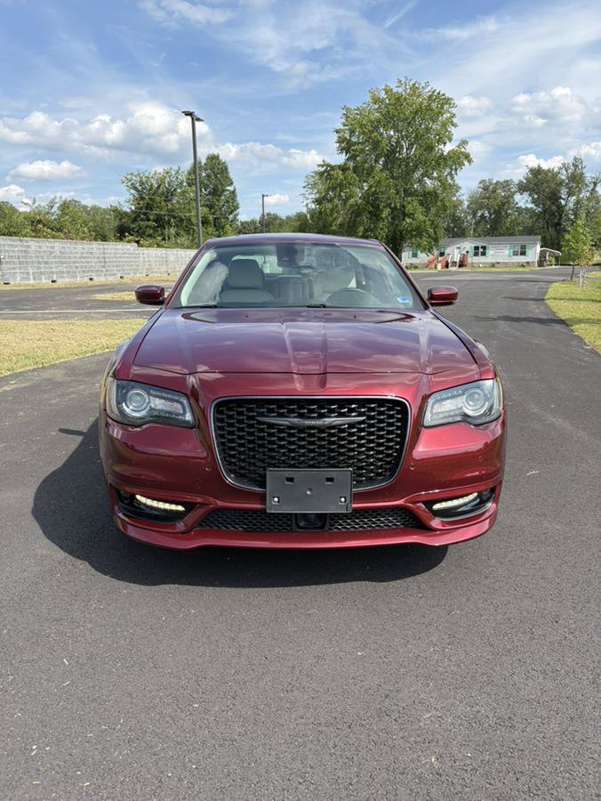 Used 2022 Chrysler 300 Touring L w/ Popular Equipment Group AWD/4WD image 8