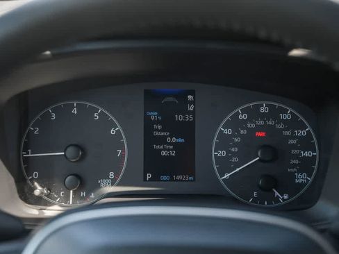 Used 2024 Toyota Corolla SE FWD image 22