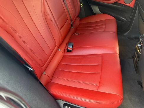 Used 2018 BMW X6 sDrive35i RWD image 19