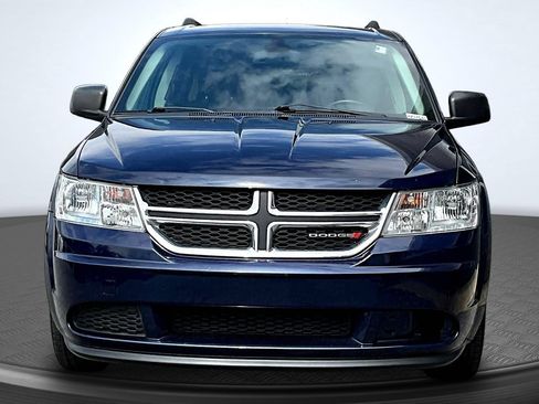 Used 2020 Dodge Journey SE w/ SE Popular Equipment Group FWD image 1