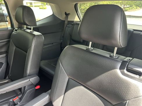 Used 2019 Volkswagen Atlas SE AWD/4WD image 16