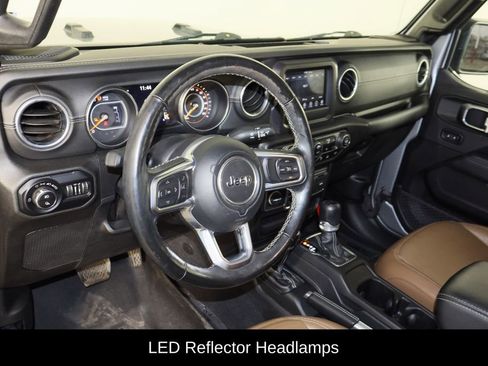 Used 2020 Jeep Gladiator Overland w/ LED Lighting Group image 19